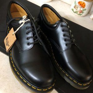 Brand new Dr Martens oxford shoes size 12 docs